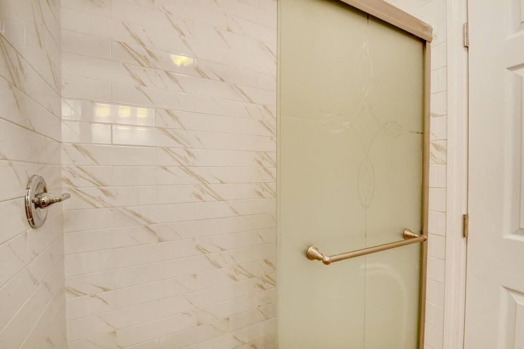 Ananda Farmhouse And Retreat. レイク・ワース エクステリア 写真